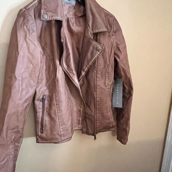 NWT bagatelle jacket m/l - Picture 2 of 9